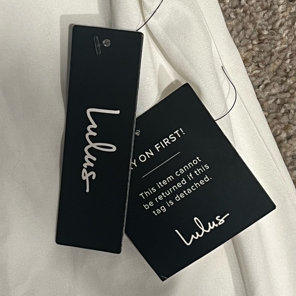 NWT Lulus White Freestyle Shift Dress - Small - Picture 7 of 9